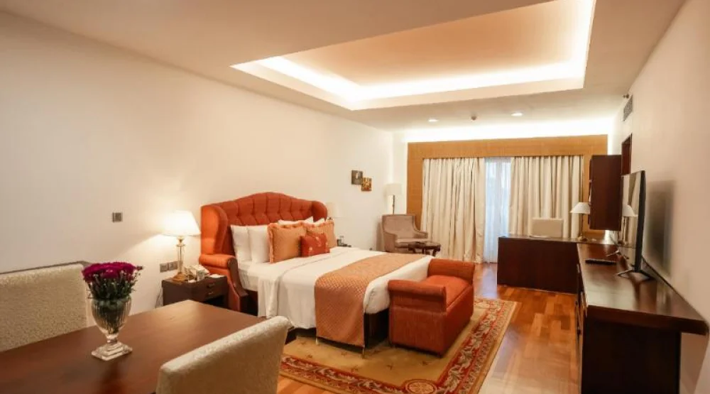 Royal Premier Lake View King at The Leela Ashtamudi A Raviz Hotel