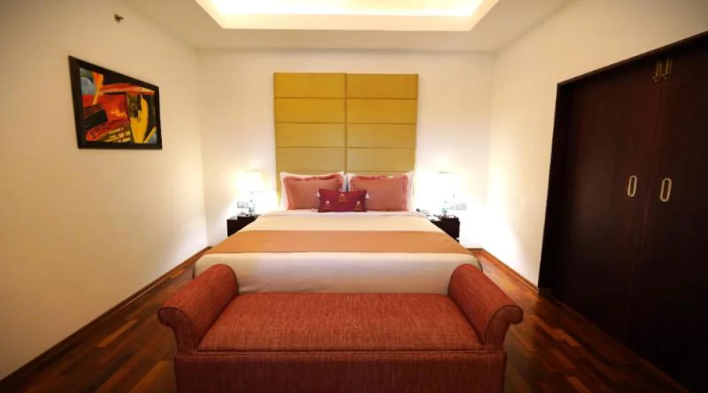 Royal Suite with Panaromic View at The Leela Ashtamudi A Raviz Hotel