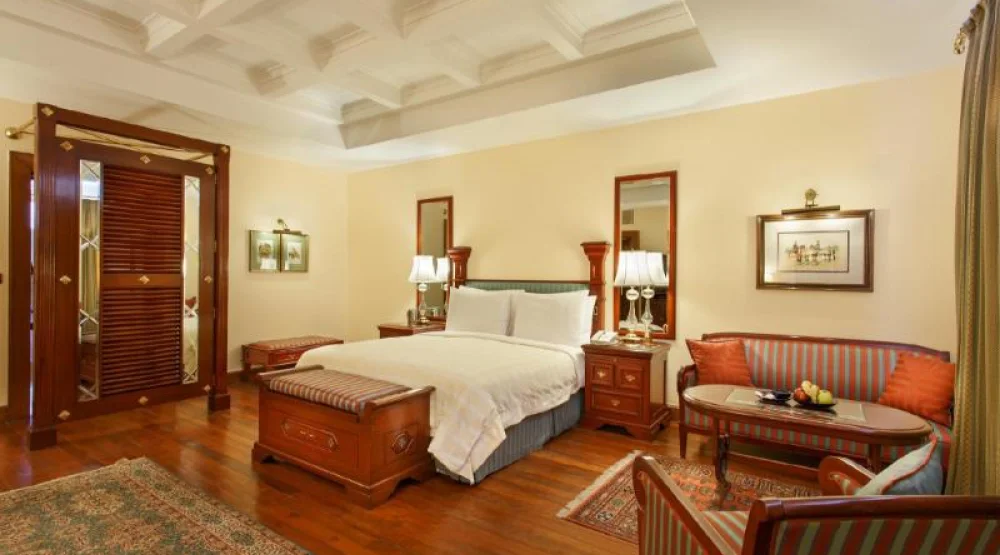 Premier Room at The Oberoi Cecil