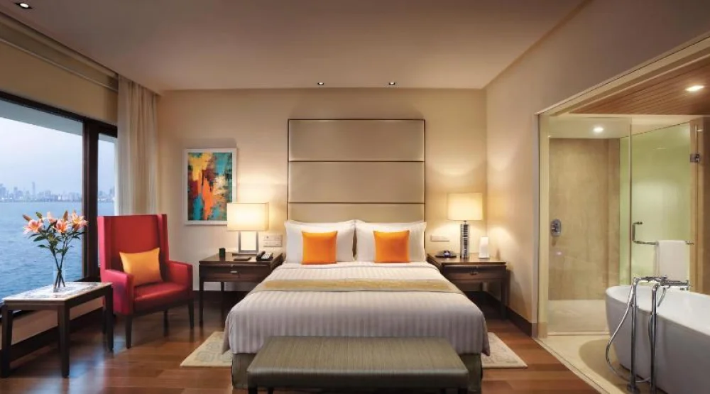 Ocean View Suite at The Oberoi Mumbai