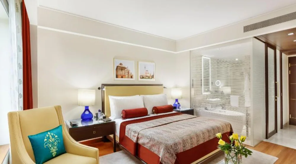 Premier plus Room at The Oberoi New Delhi