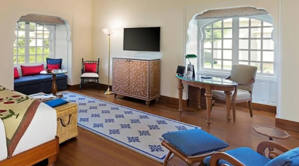 Premier Twin Room at The Oberoi Sukhvilas