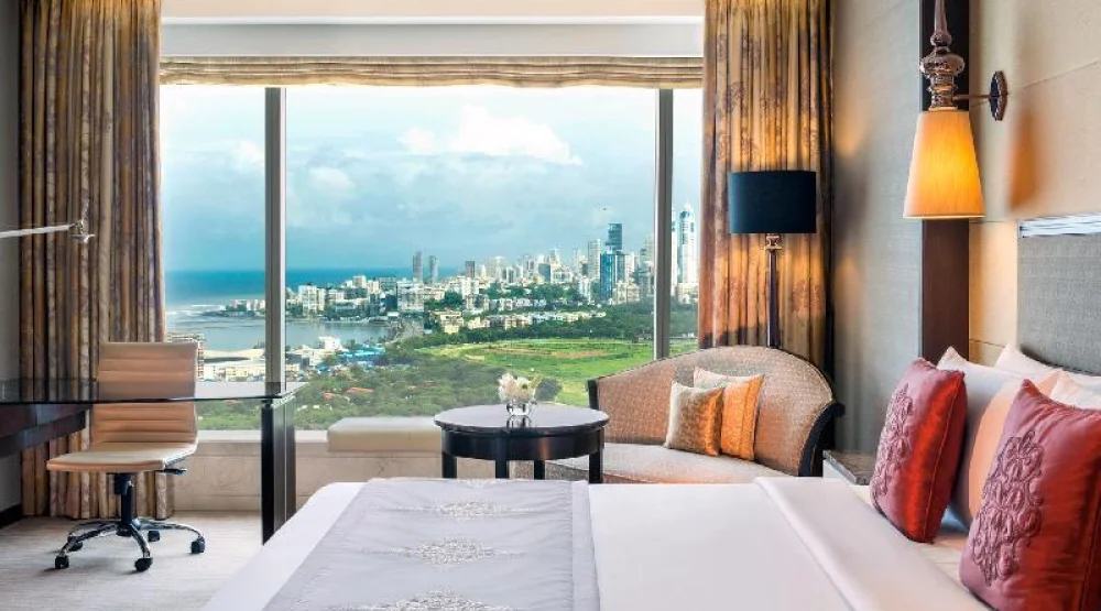 Mumbai View, Guest Room, One King at The St. Regis Mumbai