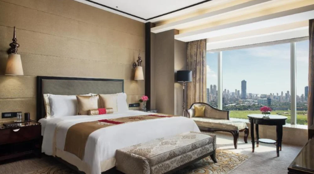 Racecourse View, Guest Room, One King at The St. Regis Mumbai