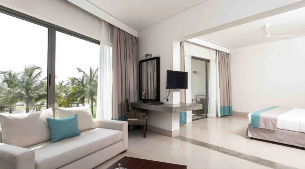Premier Deluxe Suite at Amaya Beach Pasikudah