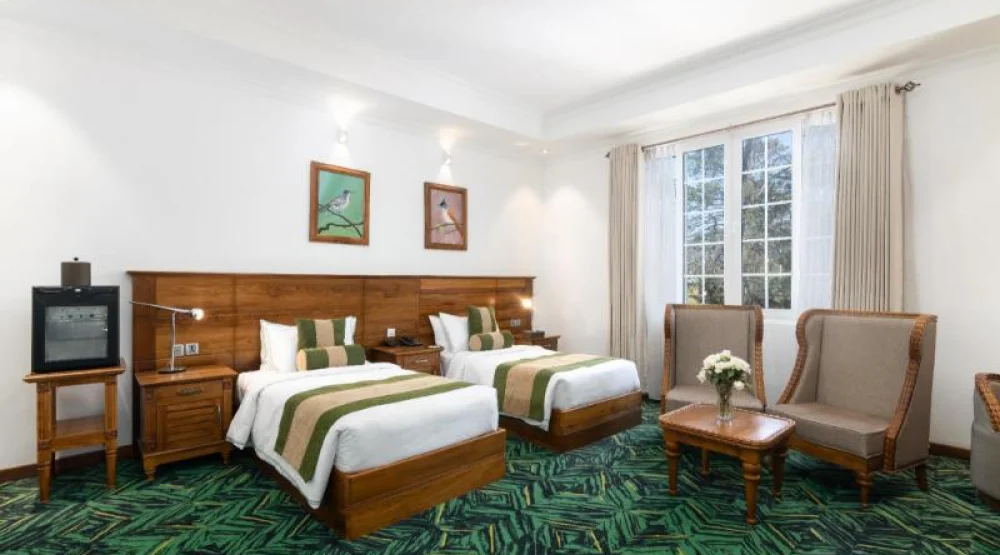 Superior Twin at Araliya Green City