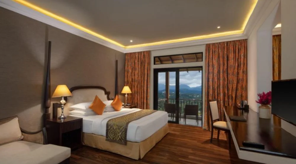 Luxury Suite at Earl's Regency