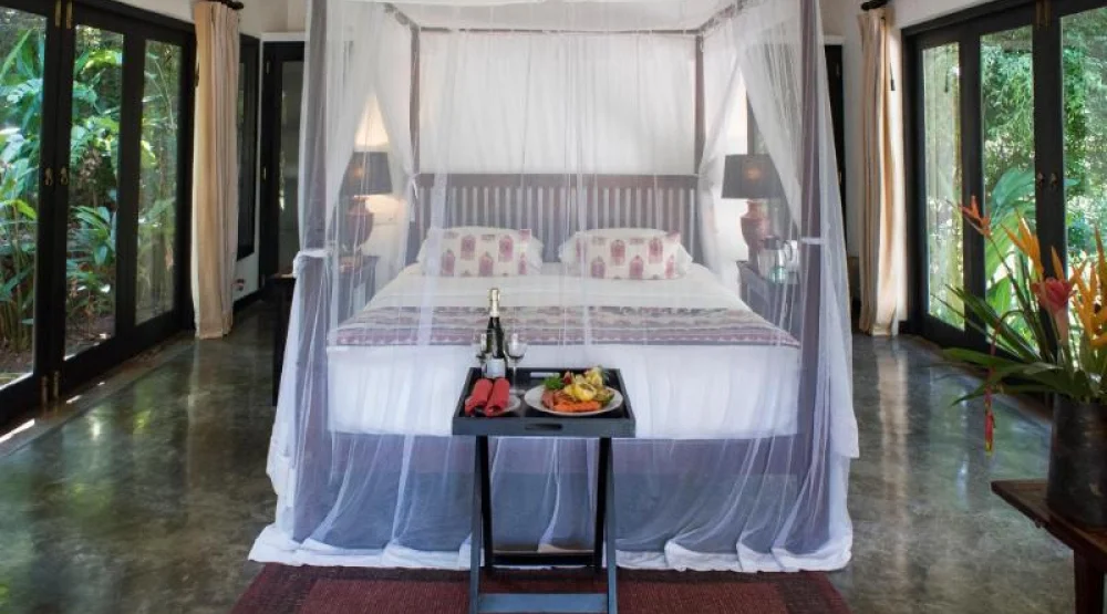 Suite with Private Pool at Kahanda Kanda