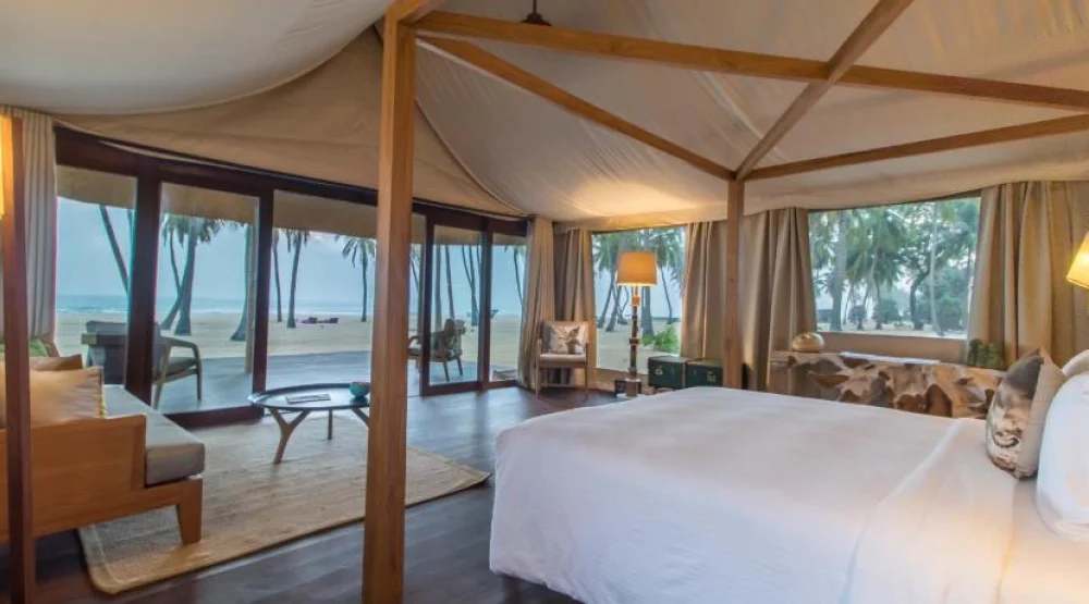 Beachfront Suite at Karpaha Sands