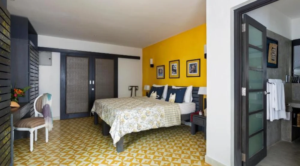 Signature Two Bedroom Suite at Owl & The Pussycat Hotel