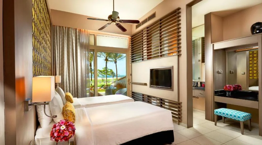 Deluxe Twin Room with Sea View at Sentido Heritance Negombo