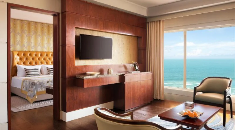 Deluxe One Bed Room Suite King Bed at Taj Samudra