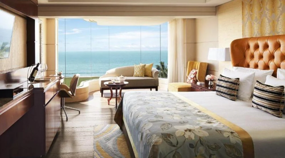 Grand Luxury One Bedroom Suite Ocean View at Taj Samudra