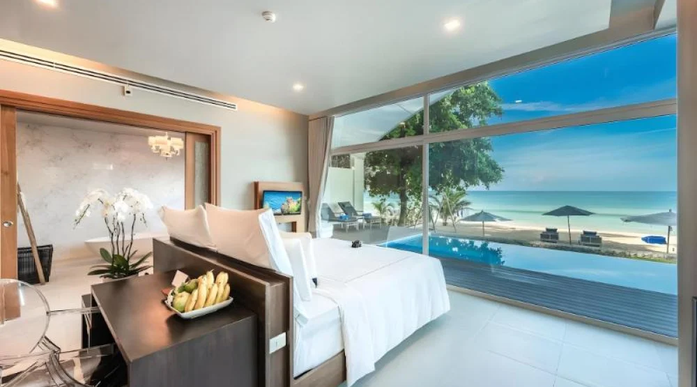 Beachfront Pool Suite at Aleenta Phuket Resort & Spa