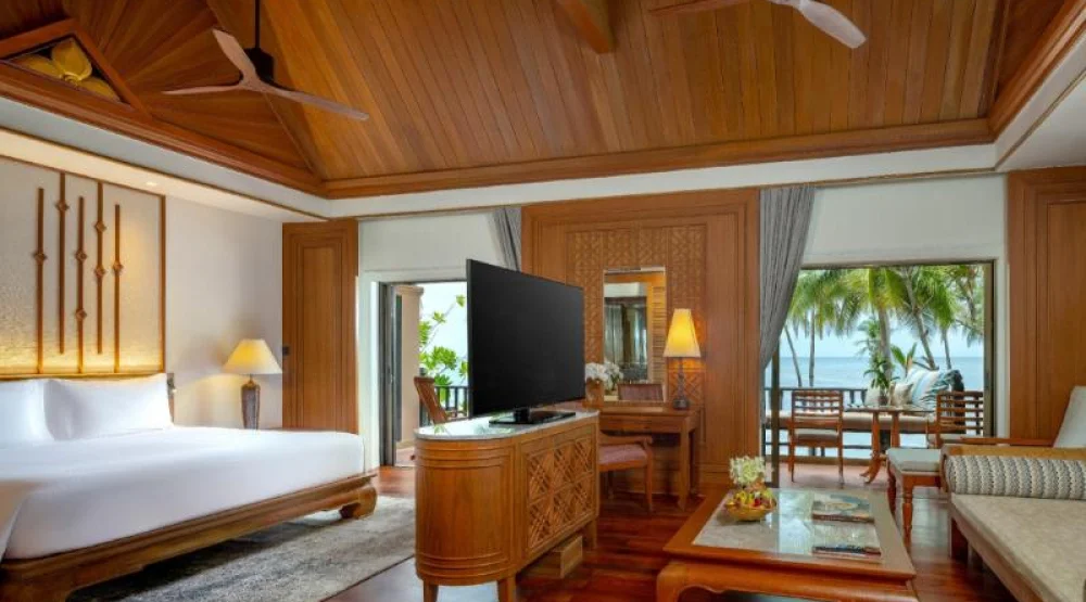 Club Anantara Sea View Suite at Anantara Hua Hin Resort