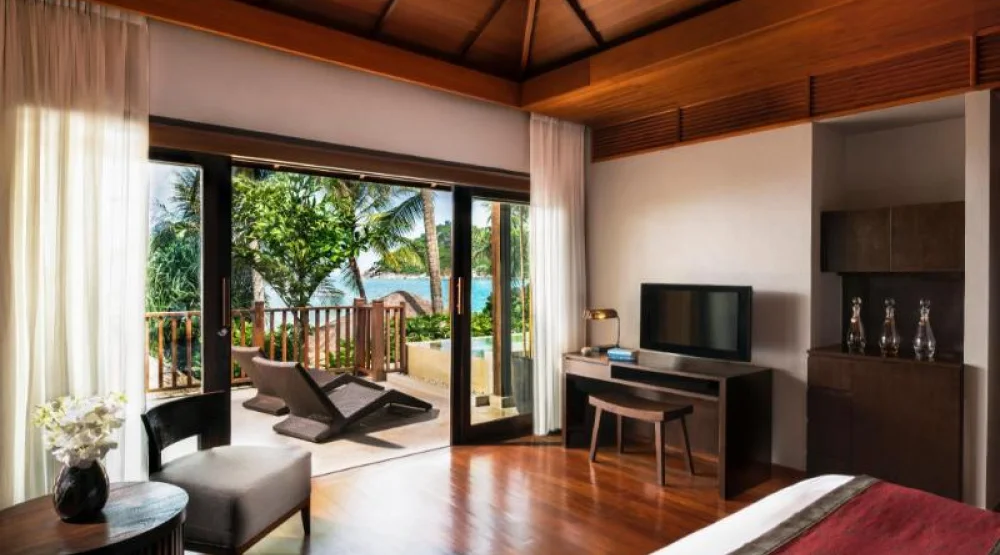 Ocean Pool Suite at Anantara Rasananda Koh Phangan Villas