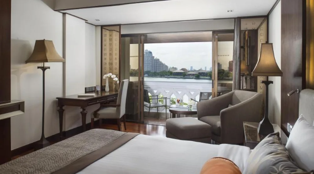 Deluxe River Front Room at Anantara Riverside Bangkok Resort