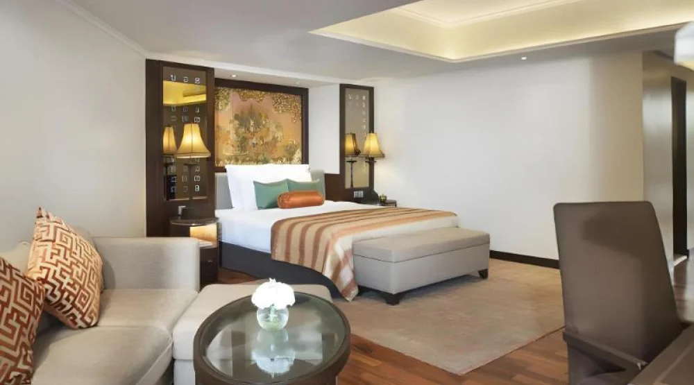 Junior Suite Junior Deluxe Suite at Anantara Riverside Bangkok Resort