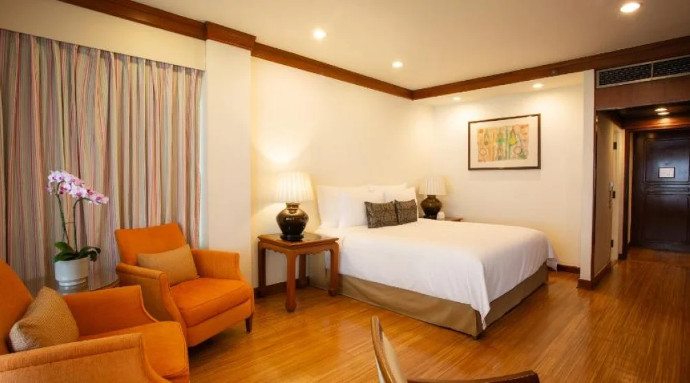 Suite at Anantara Siam Bangkok Hotel