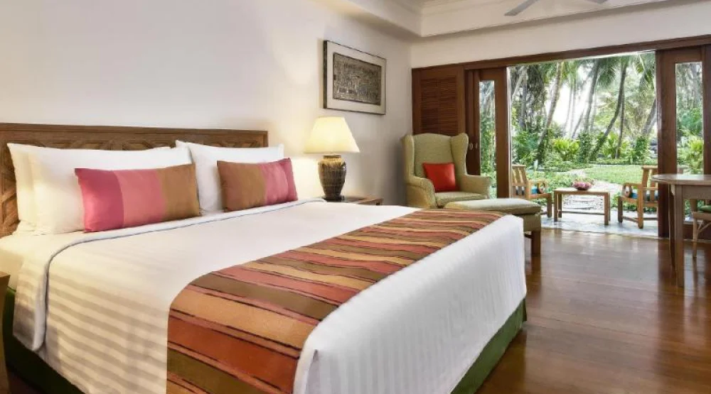 Garden Terrace Suite at Anantara Siam Bangkok Hotel