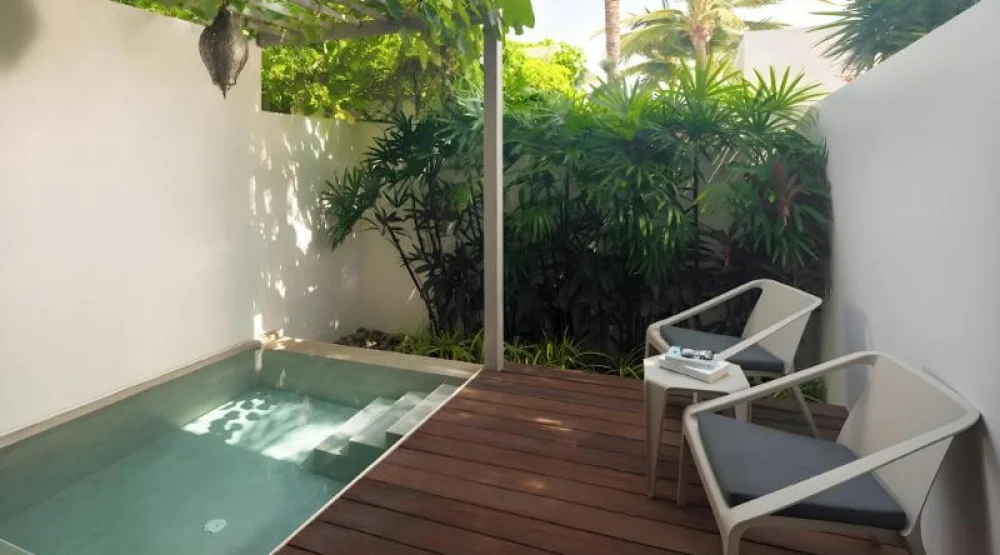 Deluxe Spa Pool at Explorar Samui
