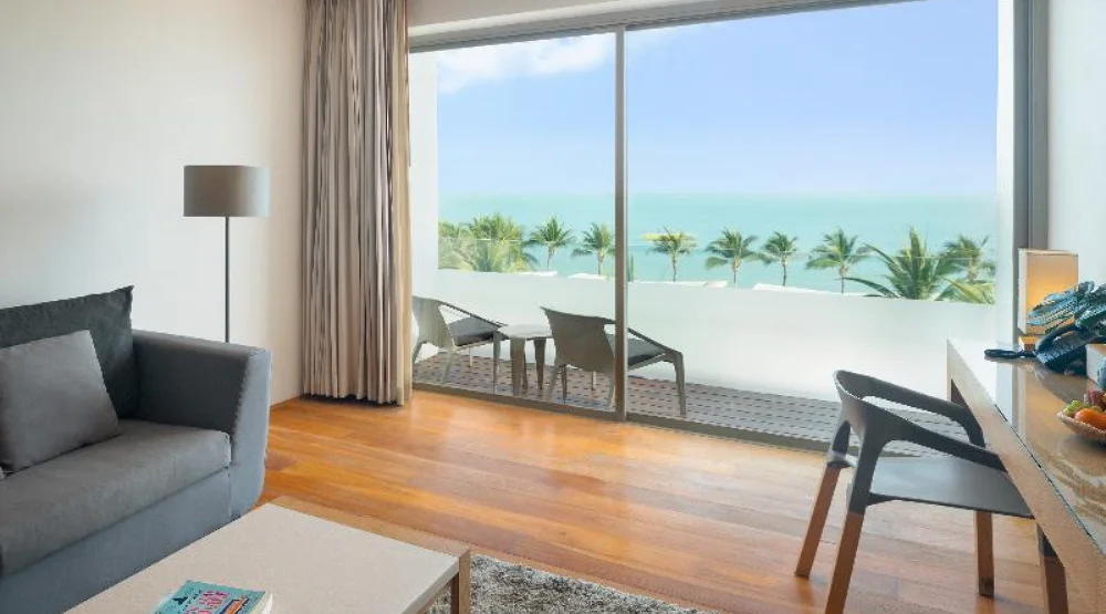 Deluxe Sea View Suite at Explorar Samui