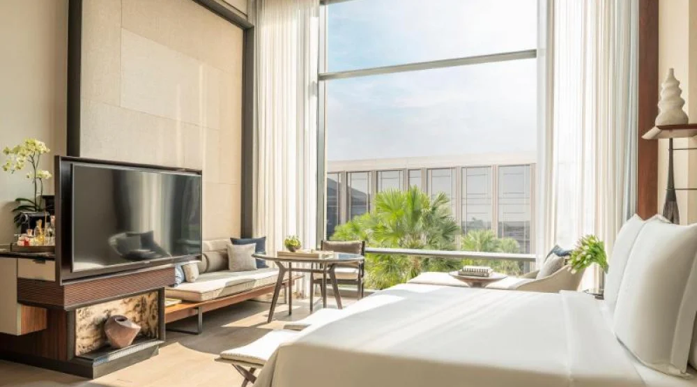 Deluxe Palm Court Room King at Four Seasons Hotel Bangkok At Chao Phraya River