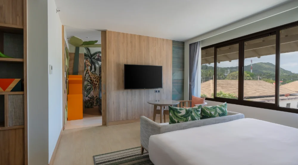 One King One Bunk Bed Suite Kids Theme No Balcony at Holiday Inn Resort Samui Bophut Beach