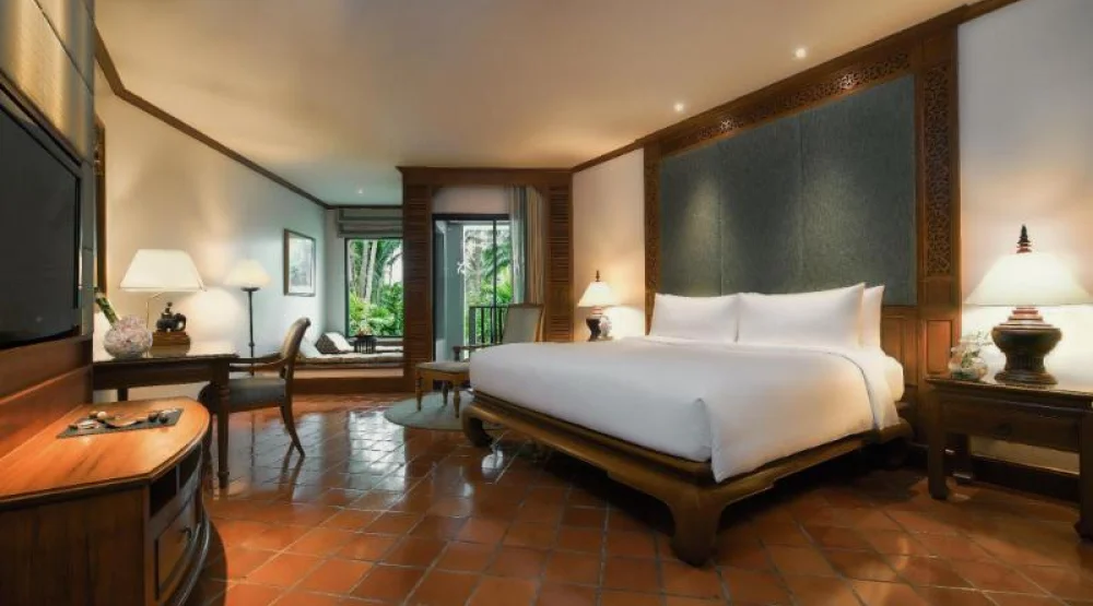 Guest Room, One King, Garden View, Balcony at JW Marriott Phuket Resort & Spa