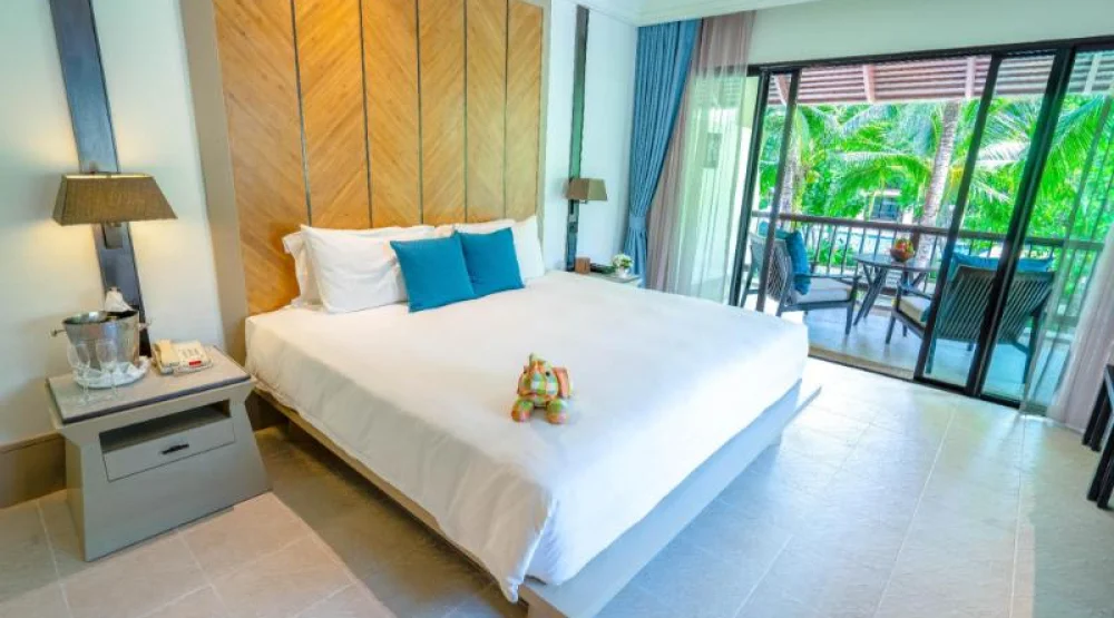 Deluxe Garden Pavilion King Room at Layana Resort & Spa