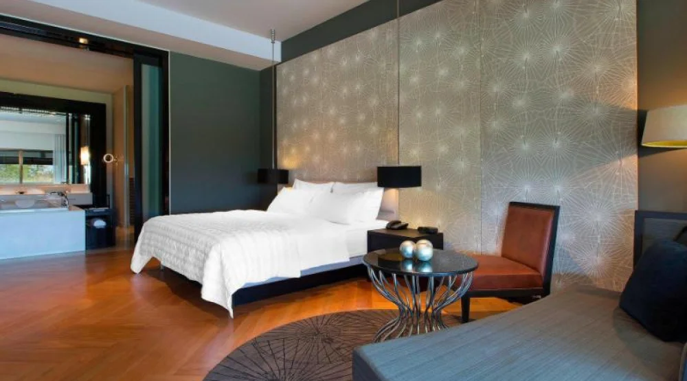 One Bedroom Suite, One King, Pool View, Balcony at Le Meridien Chiang Rai Resort