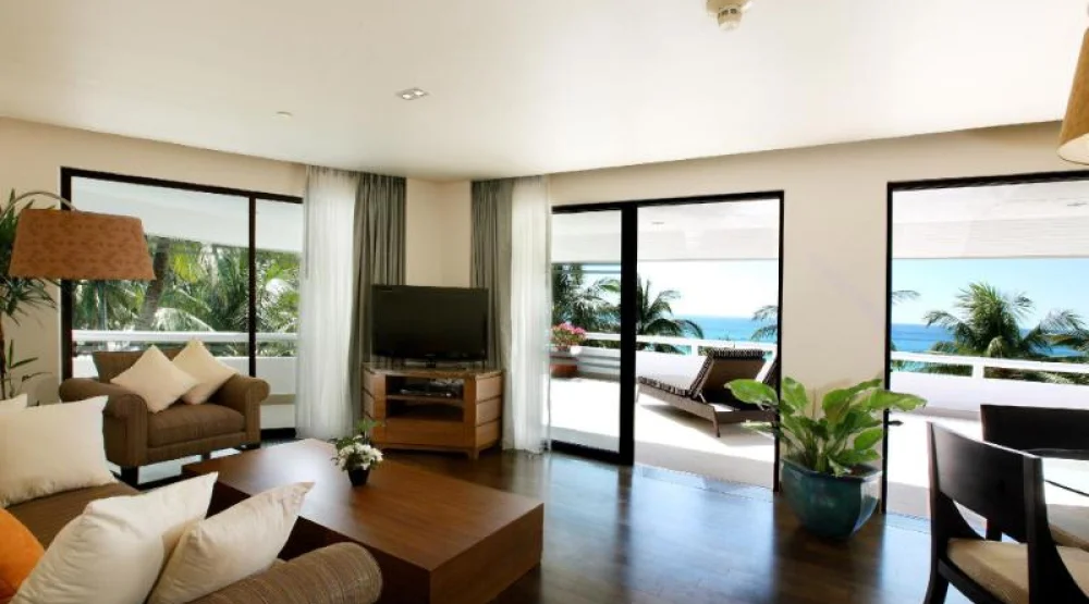 One Bedroom Suite, Two Twin, Ocean View, Terrace at Le Meridien Phuket Beach Resort