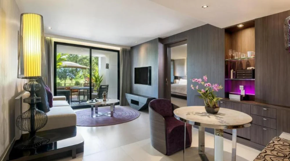 Grande Suite, One Bedroom Suite, One King, Golf View, Balcony at Le Meridien Suvarnabhumi