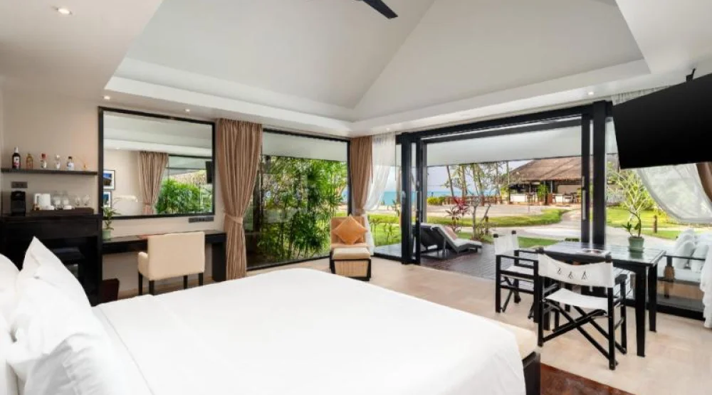 Signature Sea View Villa at Nikki Beach Resort & Spa Koh Samui