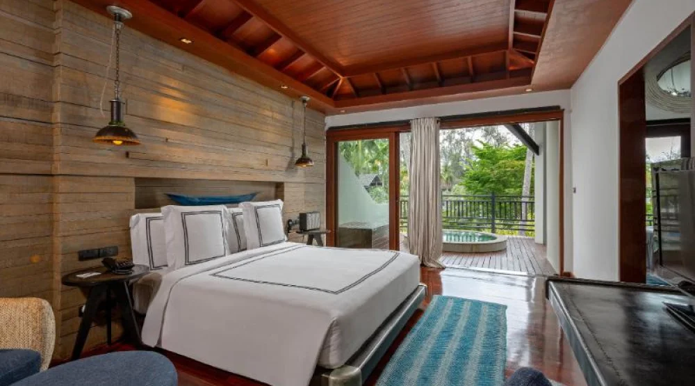 Pearl Shell 2-bedroom Suite at The Slate