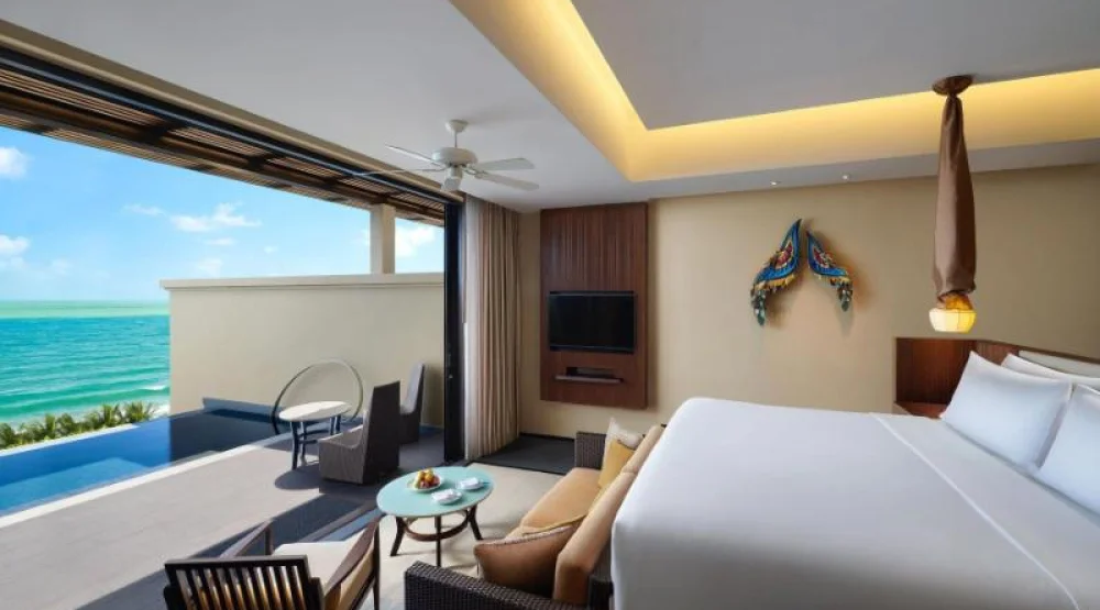 Premium Ocean Suite, One Bedroom Suite, One King, Sofa Bed, Ocean View at Vana Belle Resort Luxury Collection Resort