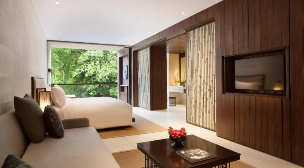 Deluxe Suite at Alila Seminyak