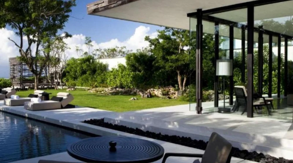 Three Bedroom Cliff Edge Villa at Alila Villas Uluwatu