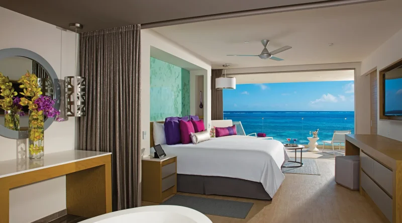 Xhale Club Master Suite Ocean Front at Breathless Riviera Cancun Resort & Spa