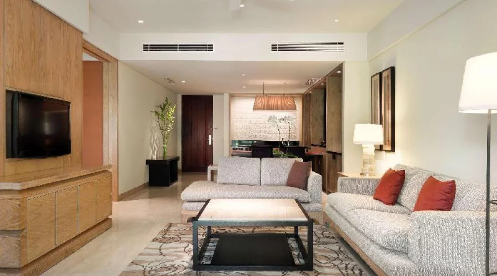 Conrad Pool Suite King at Conrad Bali