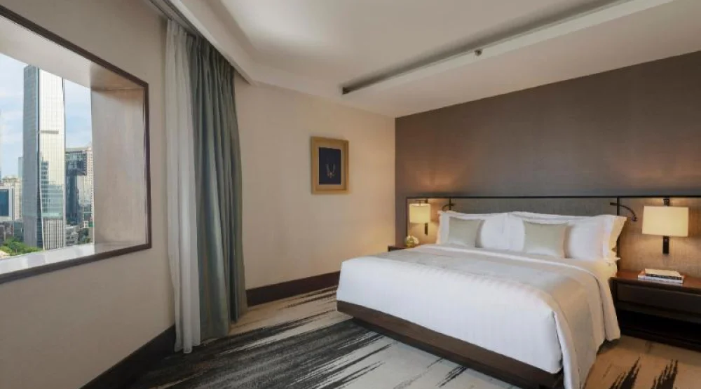 Junior Suite Red Level at Gran Melia Jakarta