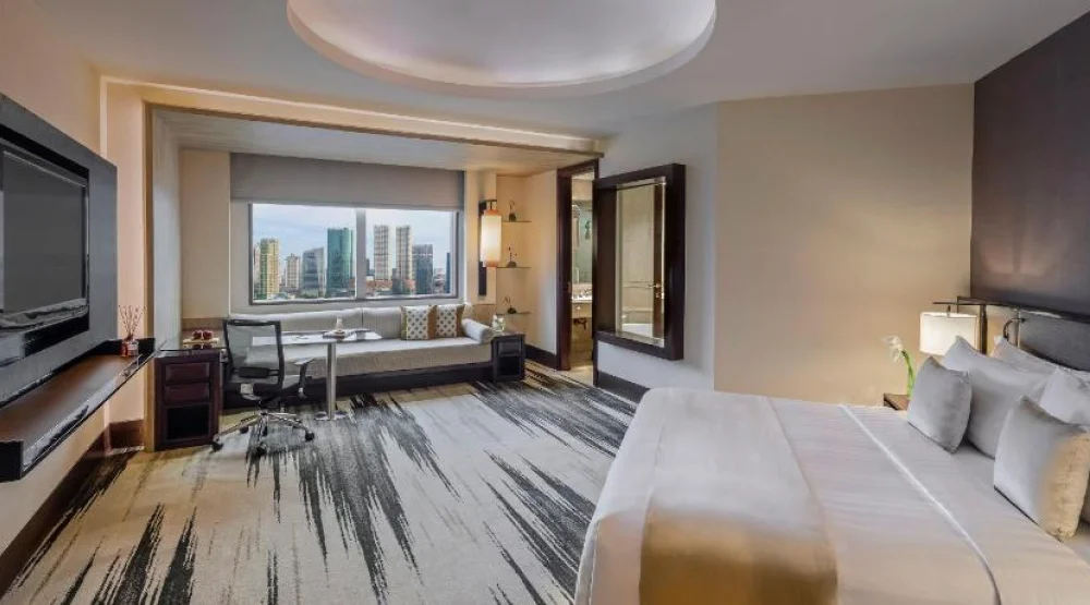 Red Level Two Bedroom Interconnecting Suite at Gran Melia Jakarta