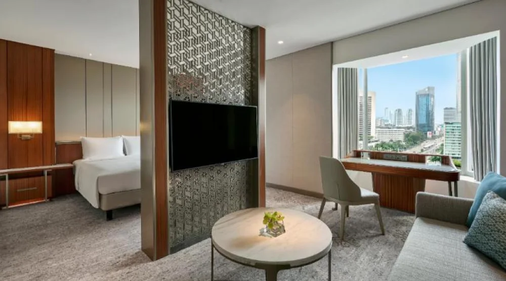 One King Bed Family with Bundaran View at Grand Hyatt Jakarta