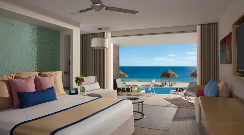 Preferred Club Junior Suite Swim Out Ocean Front at Secrets Riviera Cancun Resort & Spa