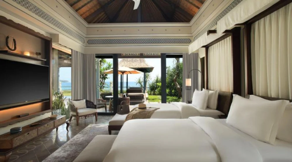 Two Bedroom Oceanfront Villa with Private Pool at Jumeirah Bali