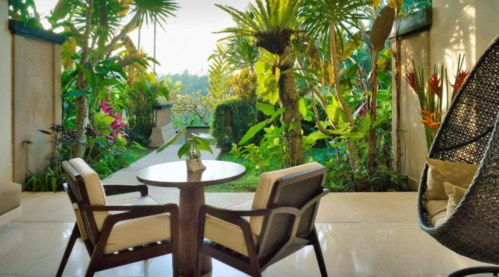 Garden View Royal Suite at Nandini Jungle By Hanging Gardens