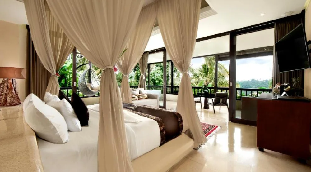 Panoramic Jacuzzi Corner Suite at Nandini Jungle By Hanging Gardens