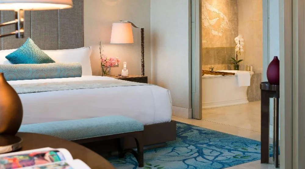 Signature King Room at Raffles Jakarta