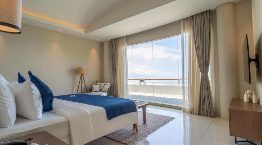 Rooftop Penthouse Suite at Royal Avila Boutique Resort