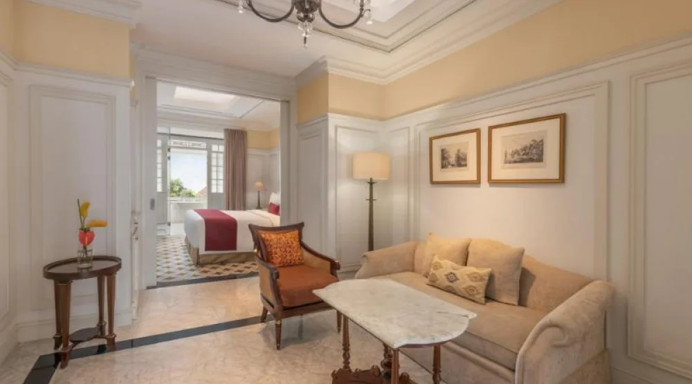 Club Benefit, One Bedroom Studio Suite, One King at The Hermitage a Tribute Portfolio Hotel